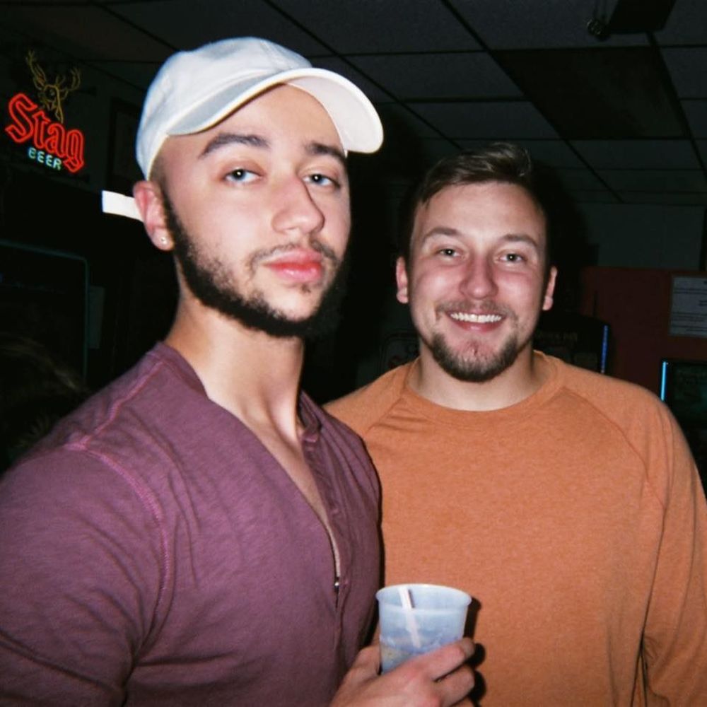 Meet your Posher, Derrian